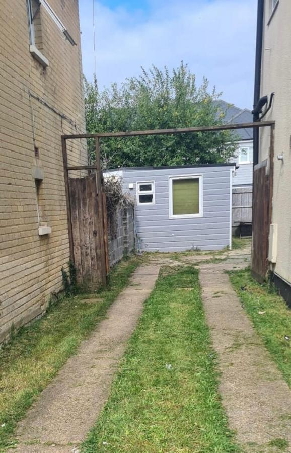 Bournemouth - Self Contained Annex Lejlighed Eksteriør billede